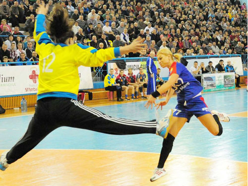 handbal fete csm ploiesti eMM.ro