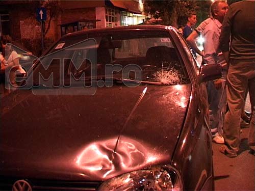 Foto: accident trecerea de pietoni - Pizza Plus, bulevardul Traian Baia Mare (c) eNaramures.ro