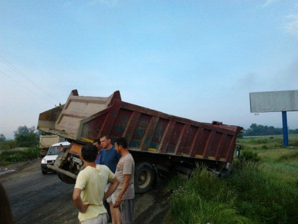 Foto: accident Lapusel (c) eMaramures.ro