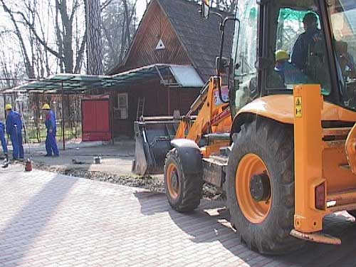 Foto demolare chiosc parcul municipal Baia Mare (c) eMaramures.ro