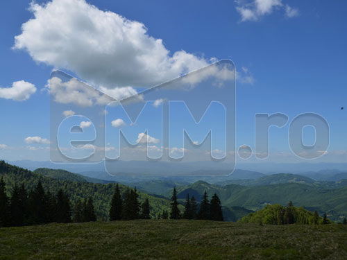 Panorama Muntii Gutai