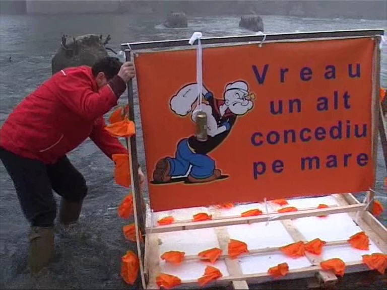 Foto SA RADEM CU POLITICIENII – Senatorul Sorin Bota, un Bruto in lupta cu Popeye Marinarul (VIDEO)