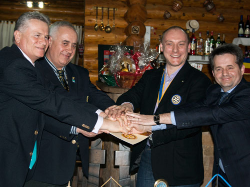 Foto: Rotary Club Baia Mare 2005 si Rotary Club Rakhiv