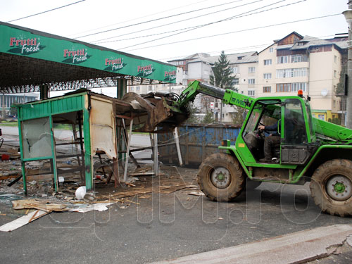 Foto: Demolare statie gara Baia Mare