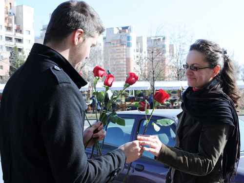 consiliul local al tinerilor flori 8 martie emm