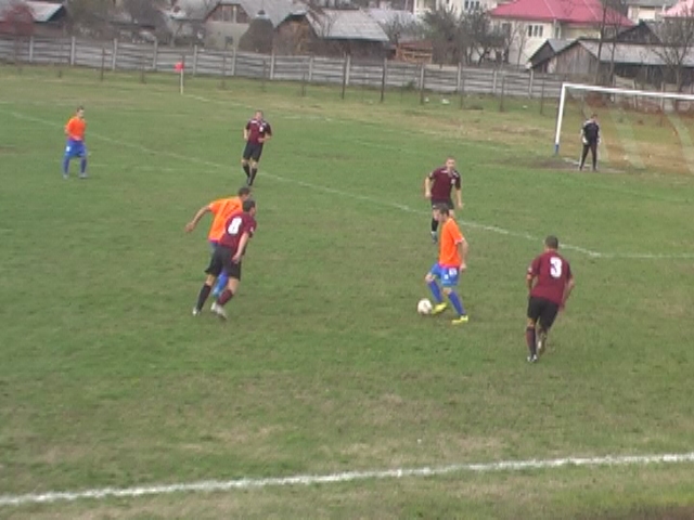 Foto FOTBAL – LIGA A IV-A – SERIA SUD - Lapusul Targu Lapus – Somesul Tamaia 2-2 (1-2) (VIDEO) (c) eMaramures.ro